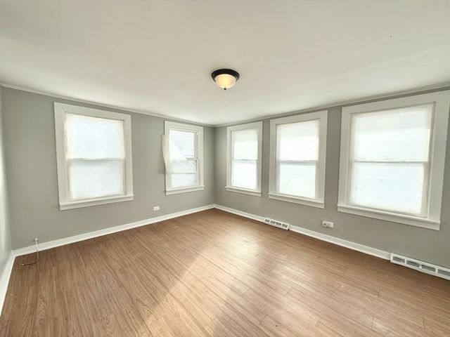 205 E 142nd Place, Dolton, IL 60419