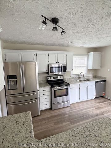 198 Oakbluff Drive, Raeford, NC 28376