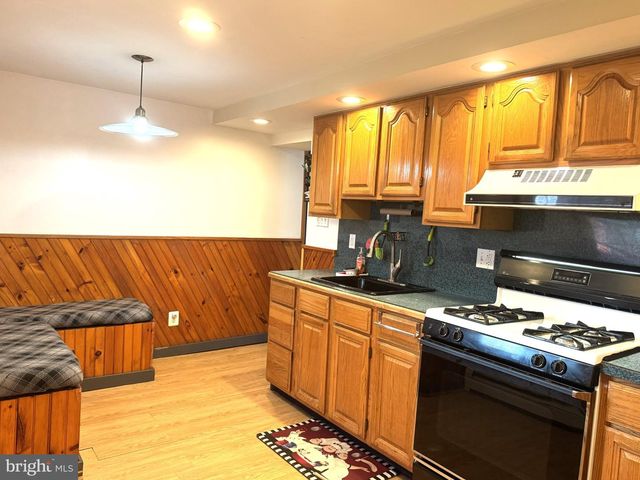 2710 E BIRCH ST, Philadelphia, PA 19134