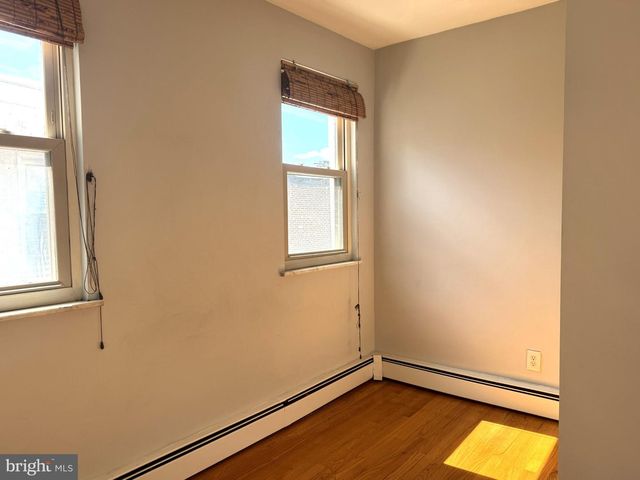 2710 E BIRCH ST, Philadelphia, PA 19134