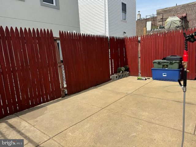 2710 E BIRCH ST, Philadelphia, PA 19134