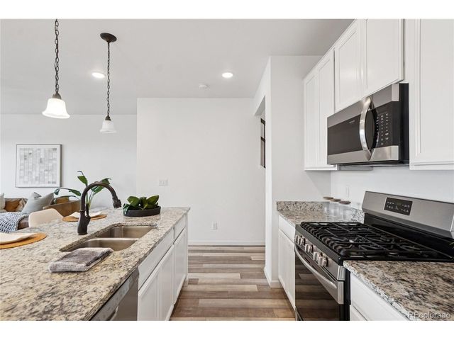 859 Marine Corps Dr, Monument, CO 80132