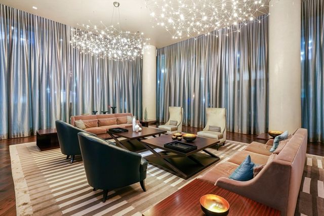 1 Franklin 5002, Boston, MA 02110