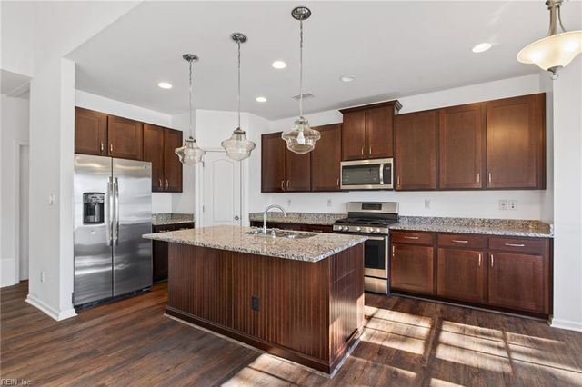 4513 Overlook PL, Chesapeake, VA 23321