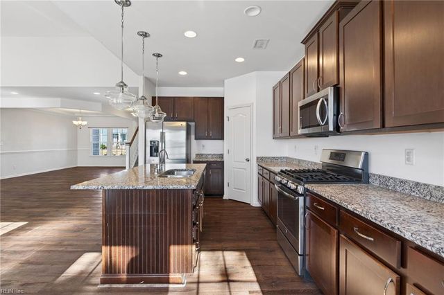 4513 Overlook PL, Chesapeake, VA 23321