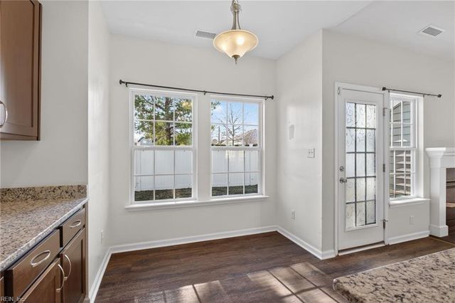 4513 Overlook PL, Chesapeake, VA 23321