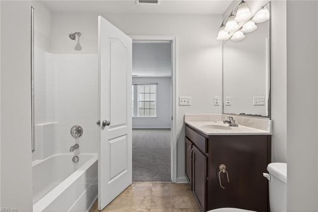 4513 Overlook PL, Chesapeake, VA 23321