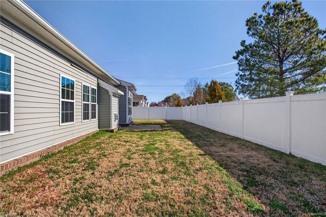 4513 Overlook PL, Chesapeake, VA 23321