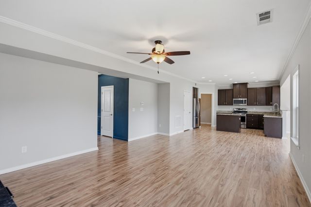1568 Brockton Ln, Nashville, TN 37221