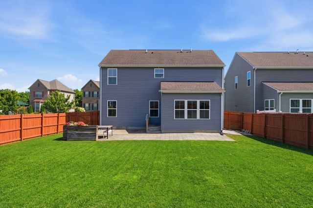 1568 Brockton Ln, Nashville, TN 37221