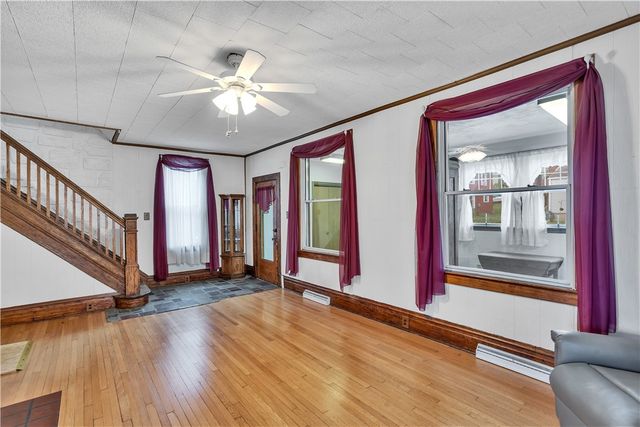 224 S 4th Street, Youngwood, PA 15697