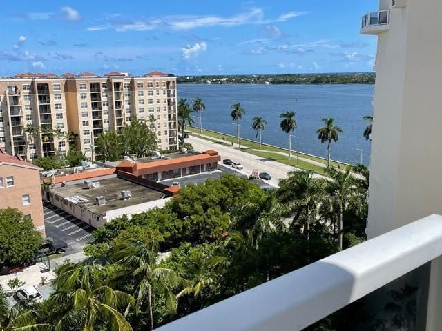 1617 N Flagler Drive, West Palm Beach, FL 33407