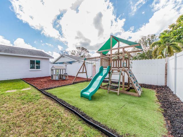 12410 CUMBERLAND DRIVE, Largo, FL 33773