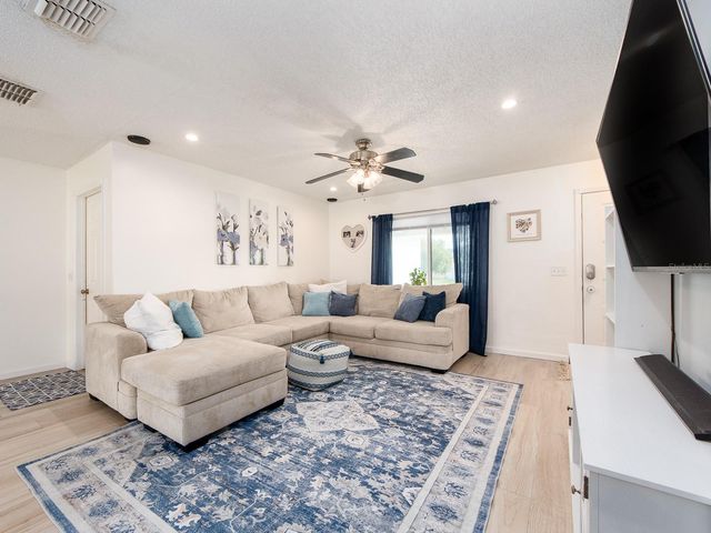 12410 CUMBERLAND DRIVE, Largo, FL 33773