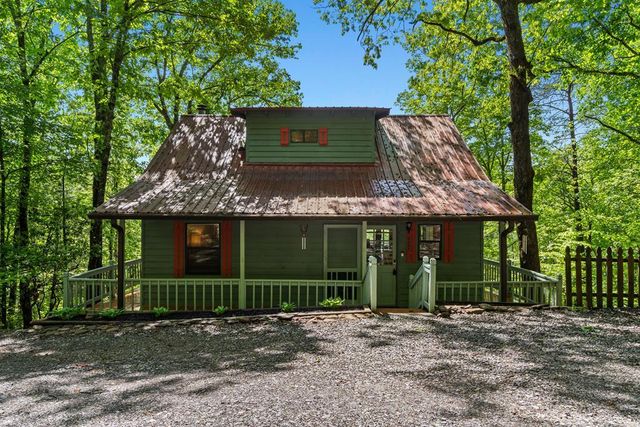 127 Berry Reister Drive, Blairsville, GA 30512