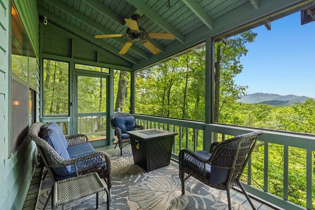 127 Berry Reister Drive, Blairsville, GA 30512