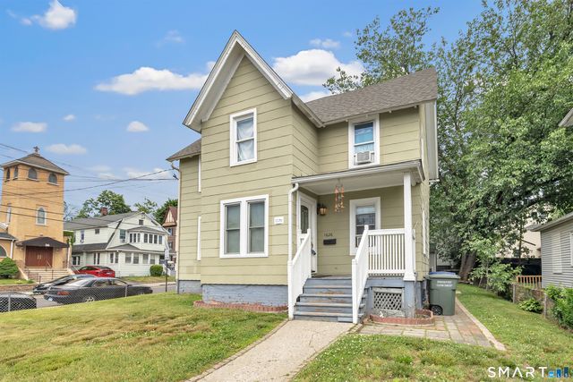 1626 Iranistan Avenue, Bridgeport, CT 06604