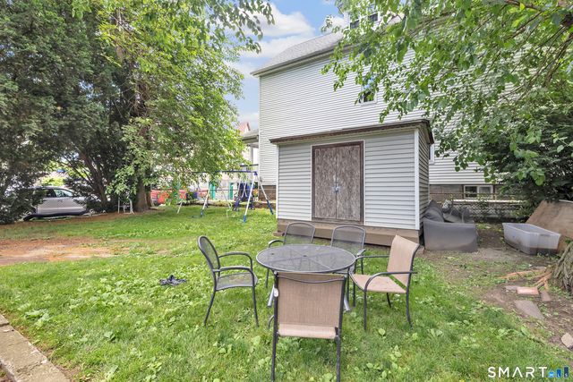 1626 Iranistan Avenue, Bridgeport, CT 06604