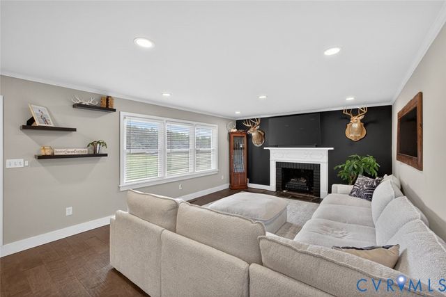 2031 Fairground Rd, Maidens, VA 23102