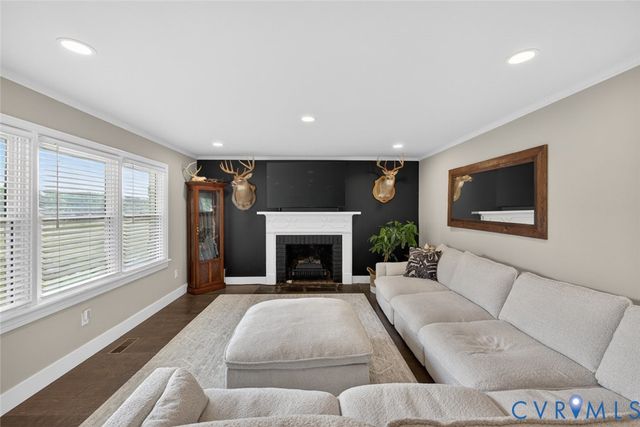 2031 Fairground Rd, Maidens, VA 23102