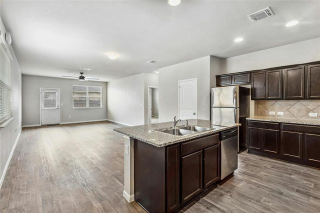 2907 Tilmon LN, Austin, TX 78725