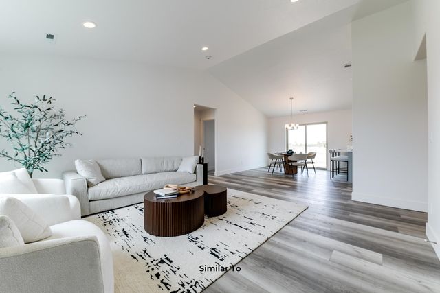 1207 N Layton Ave, Deer Park, WA 99006