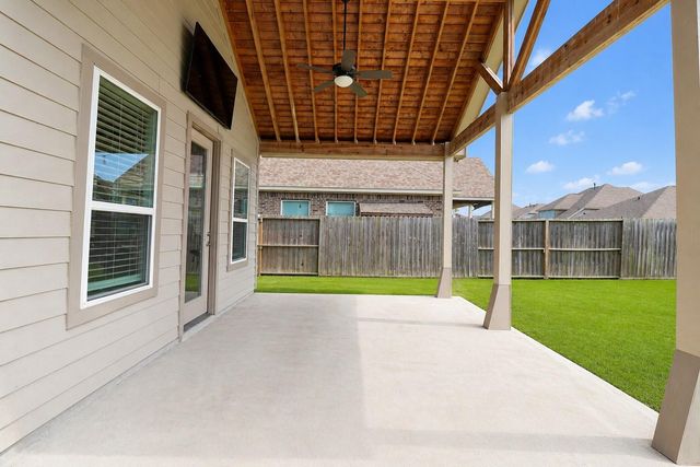 126 Comal Drive, Baytown, TX 77523