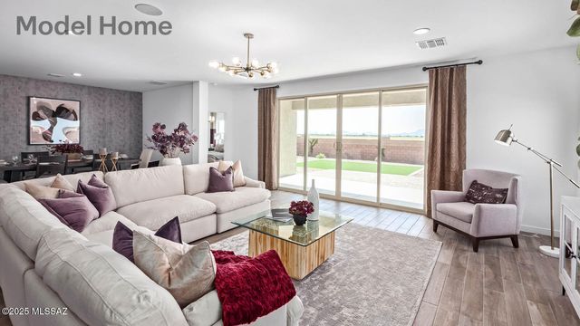 461 W Camino Del Toro, Vail, AZ 85641