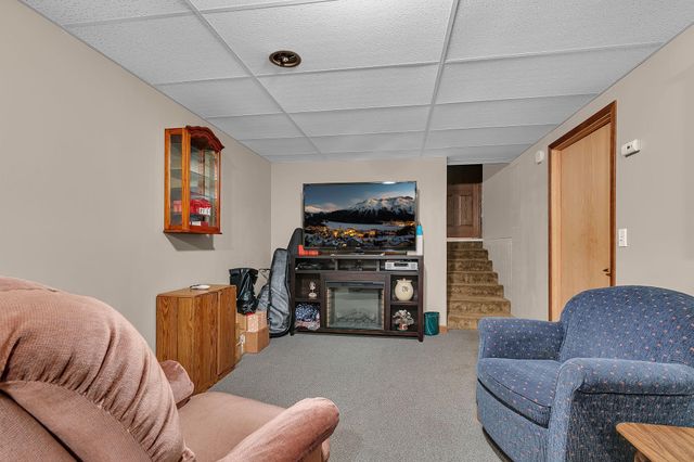 6209 Laurel Road, Saint Cloud, MN 56303