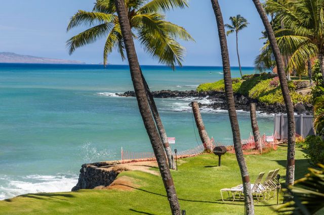 3875 Lower Honoapiilani Rd Apt B205 205, Lahaina, HI 96761