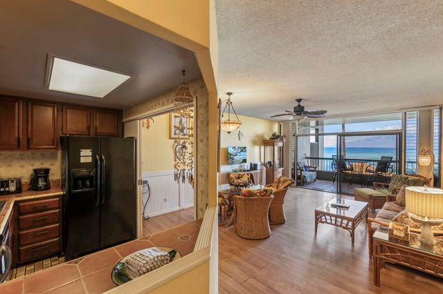 3875 Lower Honoapiilani Rd Apt B205 205, Lahaina, HI 96761