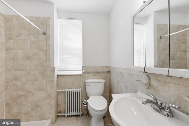 2024 W BERKS ST, Philadelphia, PA 19121