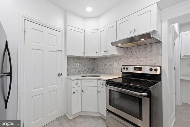 2024 W BERKS ST, Philadelphia, PA 19121