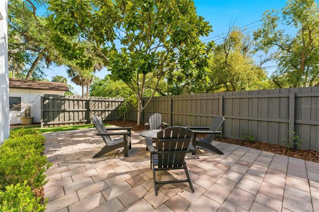 4301 W SAN JUAN STREET, Tampa, FL 33629