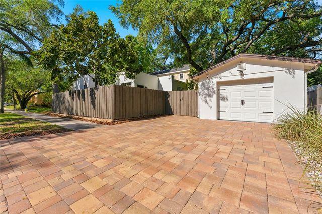 4301 W SAN JUAN STREET, Tampa, FL 33629