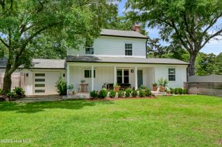2811 Oleander Drive, Wilmington, NC 28403