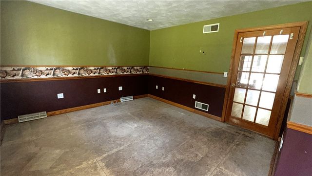 14 Sassafras Lane, Unity Twp, PA 15601