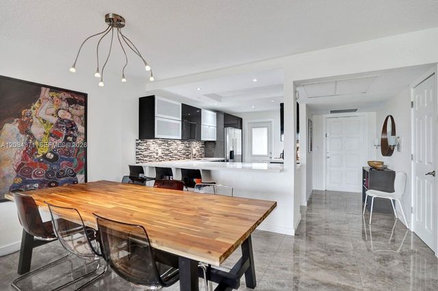 2681 S Course Drive 204, Pompano Beach, FL 33069