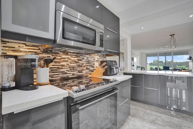 2681 S Course Drive 204, Pompano Beach, FL 33069