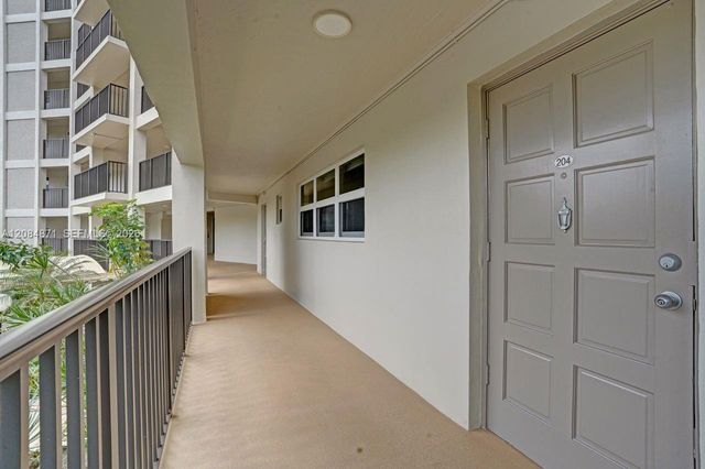 2681 S Course Drive 204, Pompano Beach, FL 33069