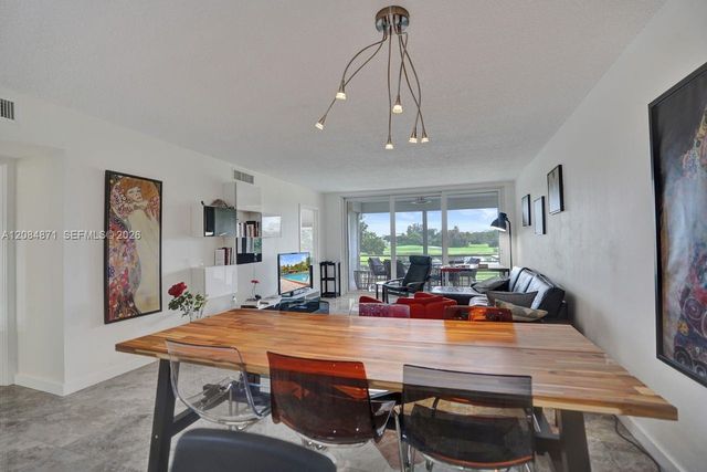 2681 S Course Drive 204, Pompano Beach, FL 33069