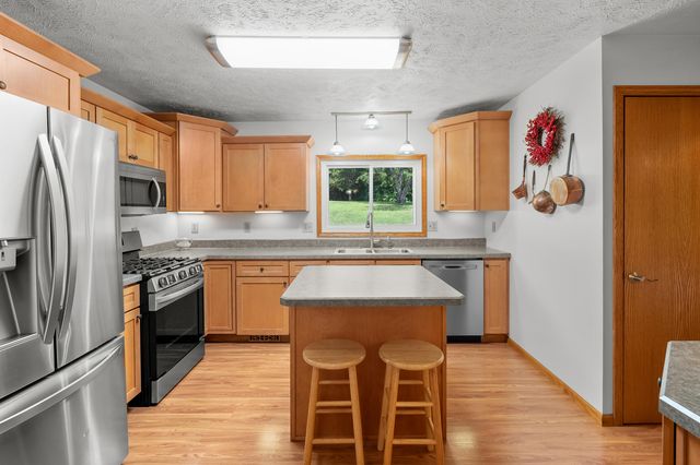 22100 N Uldriks Drive, Bedford Twp, MI 49017