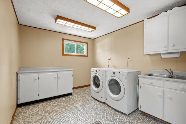 22100 N Uldriks Drive, Bedford Twp, MI 49017