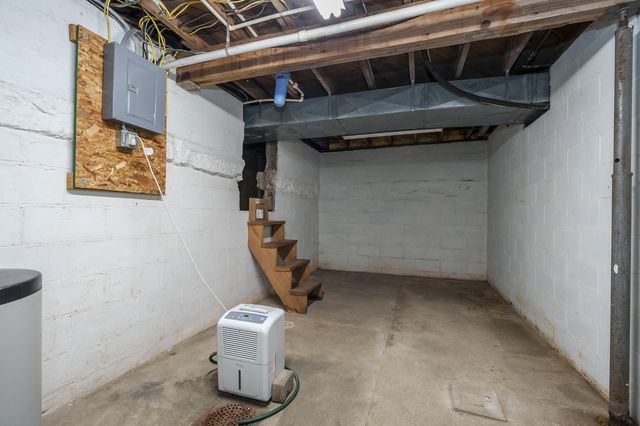 22100 N Uldriks Drive, Bedford Twp, MI 49017