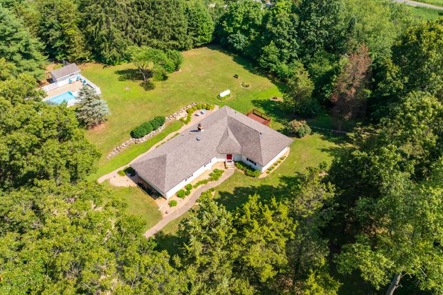 22100 N Uldriks Drive, Bedford Twp, MI 49017