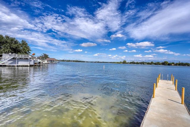 114 Airview Airview BLVD, Sunrise Beach, TX 78643