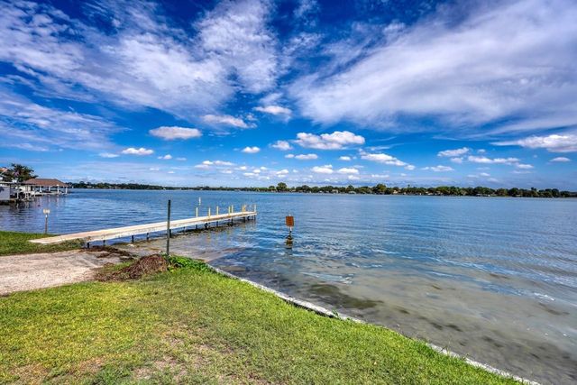 114 Airview Airview BLVD, Sunrise Beach, TX 78643