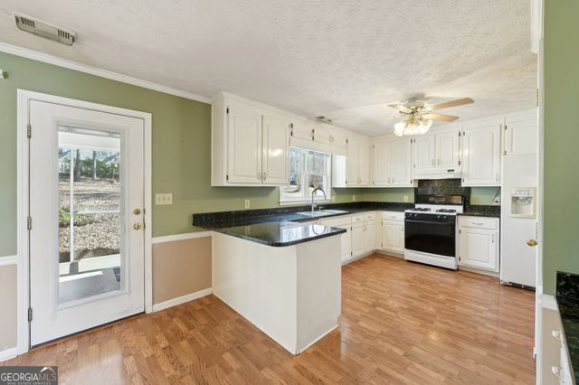 65 Rosewood Circle, Covington, GA 30016