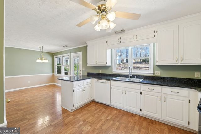 65 Rosewood Circle, Covington, GA 30016