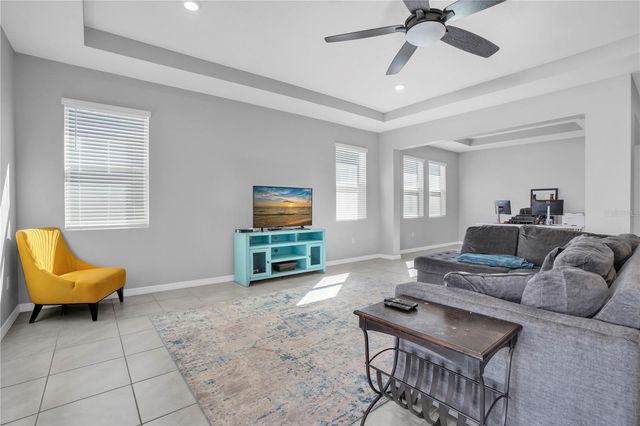 528 OCEAN SPRAY DRIVE, Ruskin, FL 33570